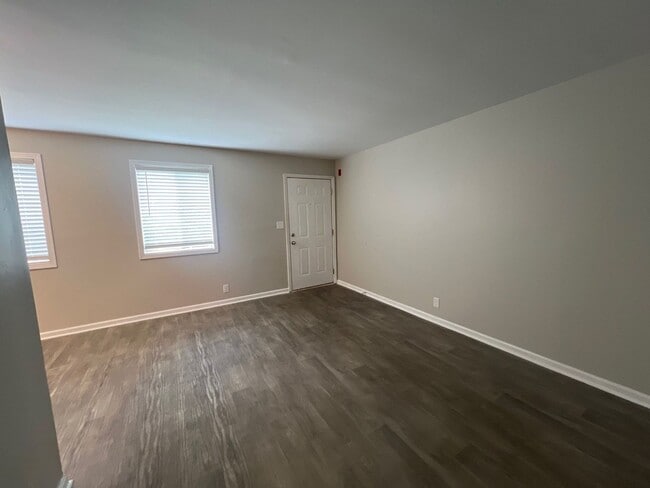 Interior Photo - Forty West Apartments