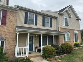 Building Photo - 1202 Old Windmill Cir