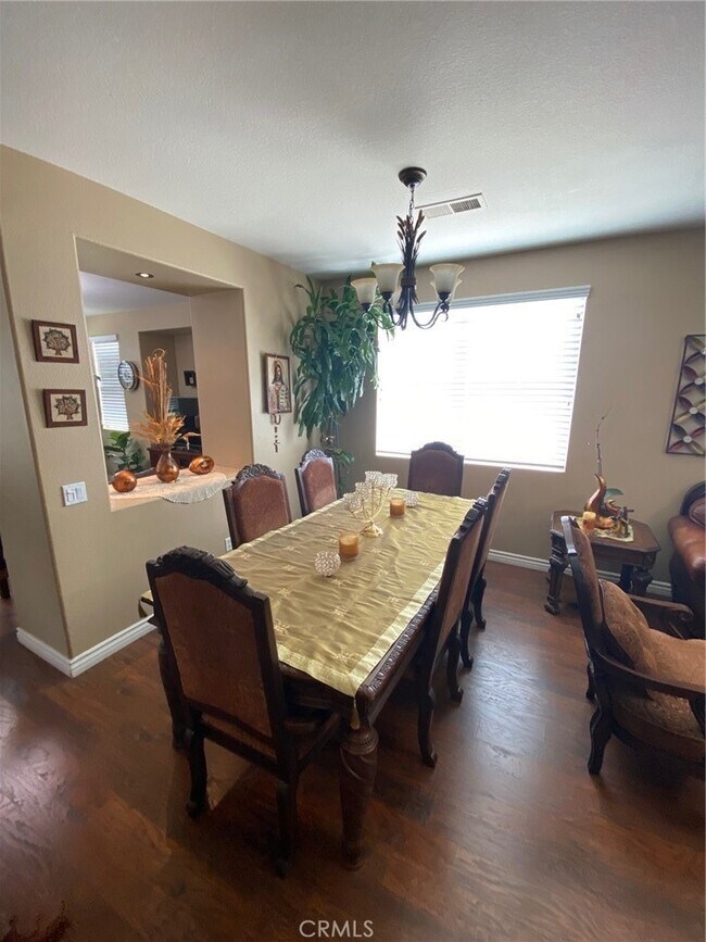 Building Photo - 29156 Oak Creek Rd