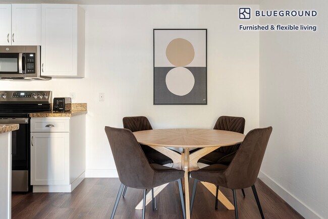 Foto del edificio - 131 Saratoga Ave