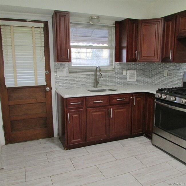 Foto del edificio - 1330 Herald Ave