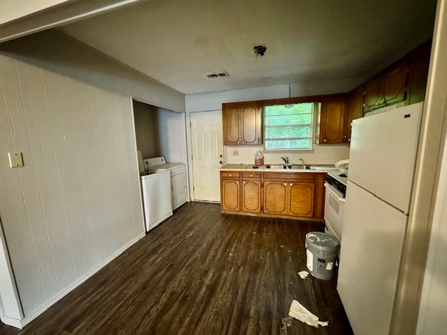 Building Photo - 2074 N Gregg Ave