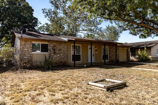 Photo - 1064 Gettysburg Dr House