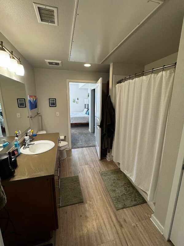 Foto del edificio - 2451 S Timberline Rd