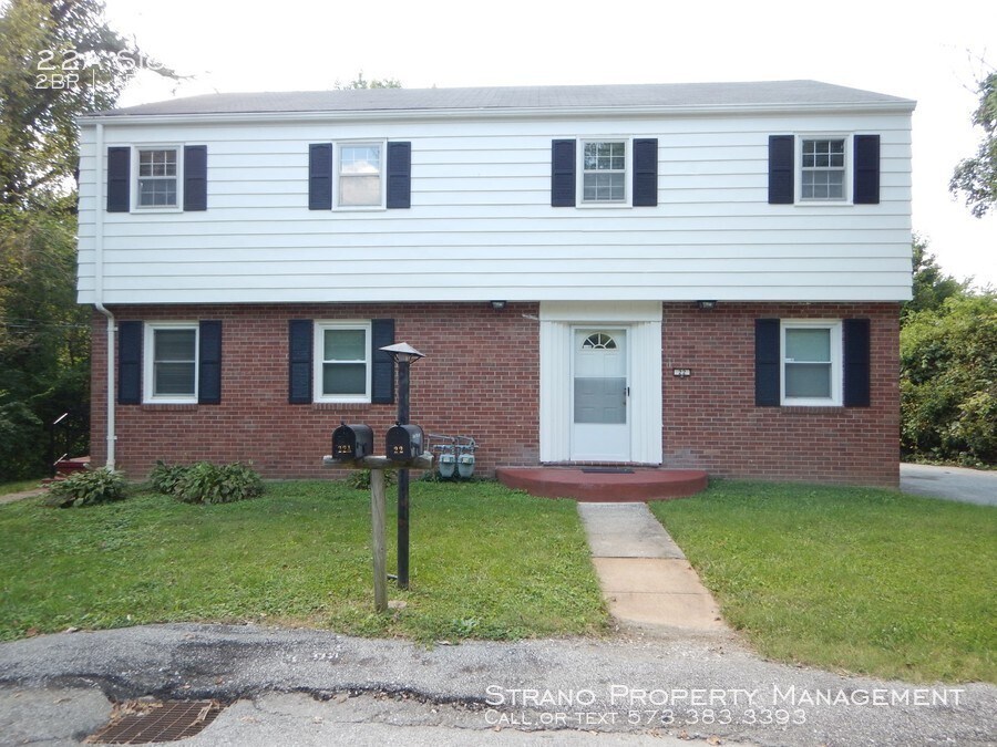 Primary Photo - 22 Signal Park Ln