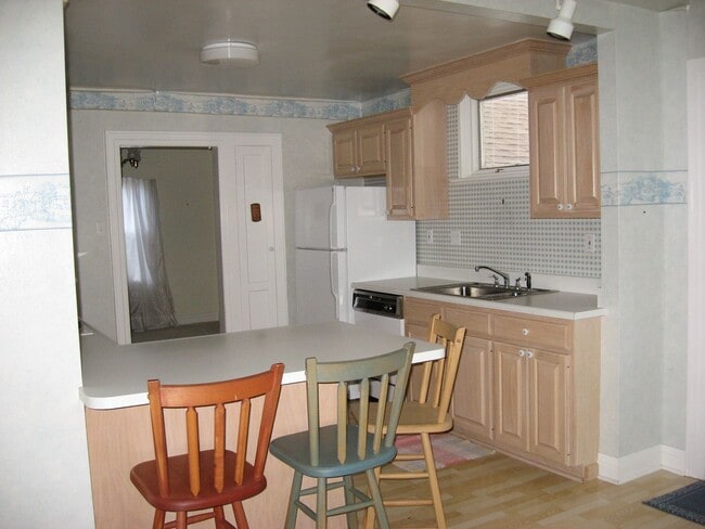 Building Photo - 512 Virginia Ave