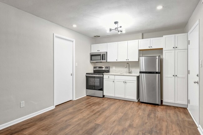 Building Photo - Fair Park Apartments