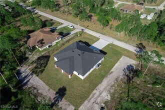 Building Photo - 926-926 Countess Ave