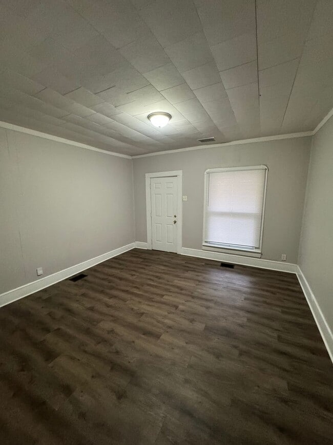 Building Photo - Olney 1135