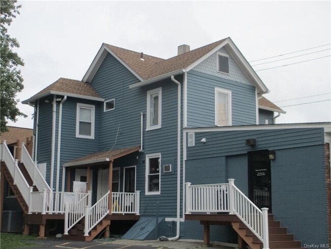 Building Photo - 169 S Main St