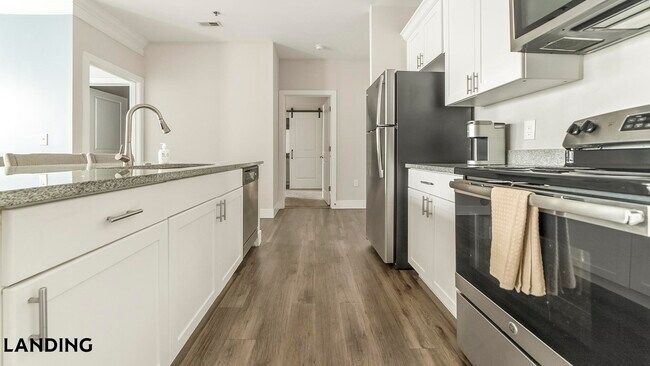 Foto del edificio - 1494 N High St