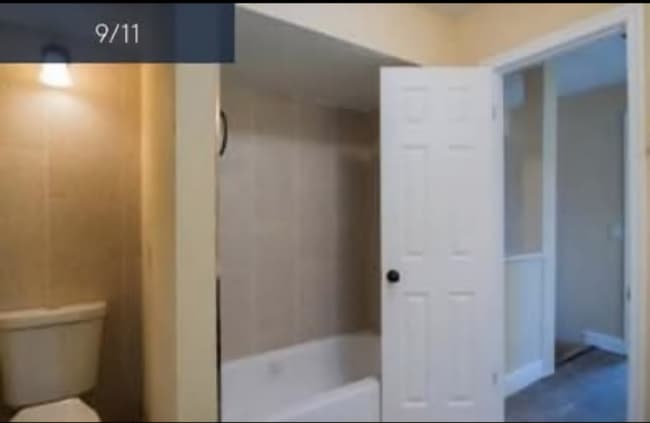 Photo - 2 Sweetbay Ln House