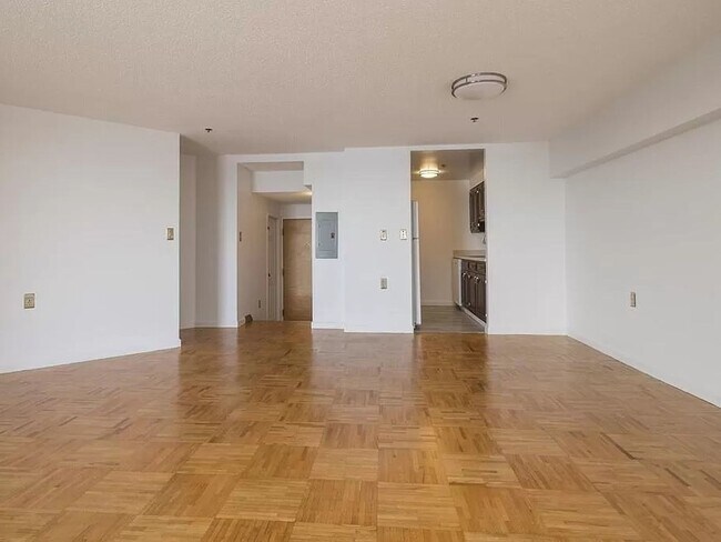 Foto del edificio - 1 Bedroom Townhome in Boston