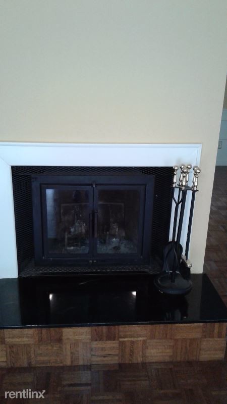Foto del edificio - 6265 Fairview Rd