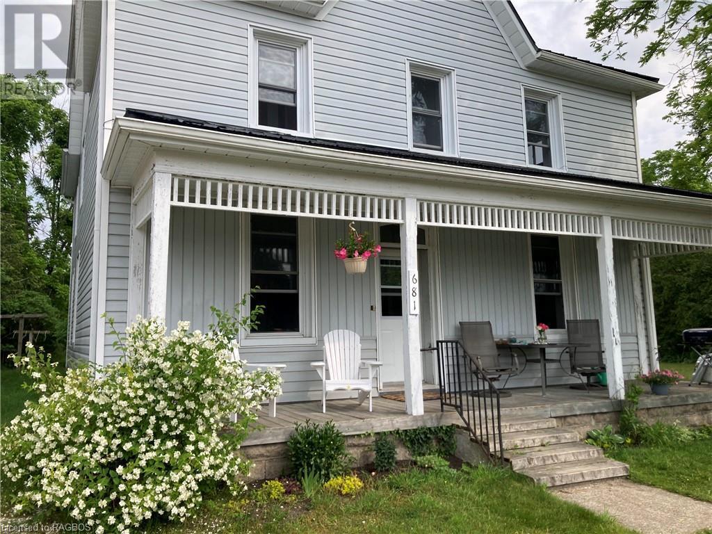 681 Princes St, Kincardine, ON N2Z 2Z7 House for Rent in Kincardine