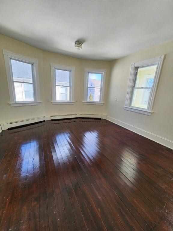 23 County Read Unit 2, Barrington, RI 02806 Room for Rent in