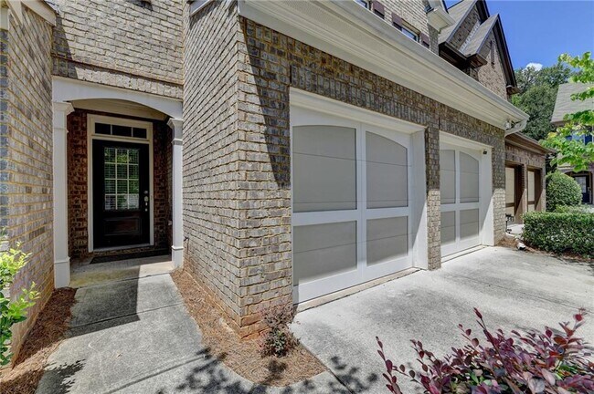 Foto del edificio - 2152 Greencrest Cir