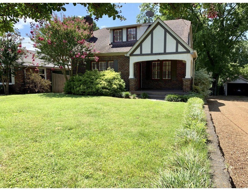 Primary Photo - 2725 W Linden Ave