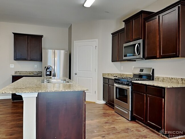 Foto del edificio - 307 Heritage Club Cir