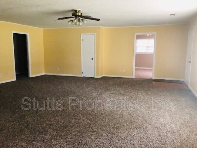 Building Photo - 1511 Harding Ave