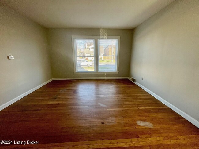 Foto del edificio - 208 Breckenridge Ln