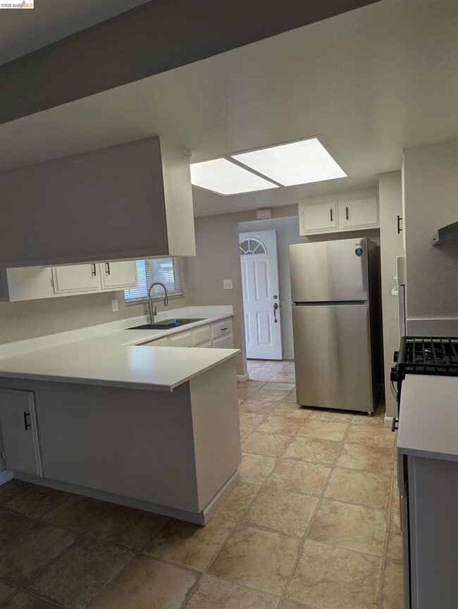 Foto del edificio - 1504 Mission Dr