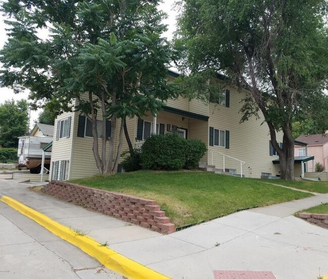 Foto del edificio - 702 S Gillette Ave S