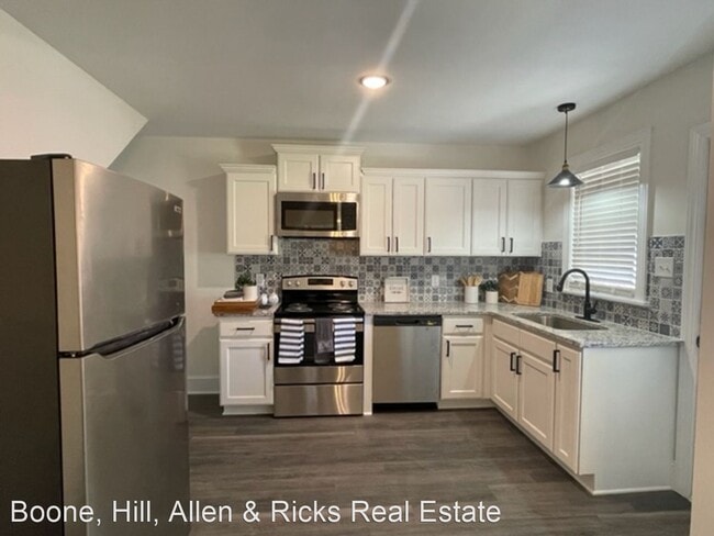 Building Photo - 4 br, 1.5 bath House - 1238 Rosewood Avenue