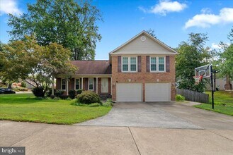 Building Photo - 9303 Macswain Pl