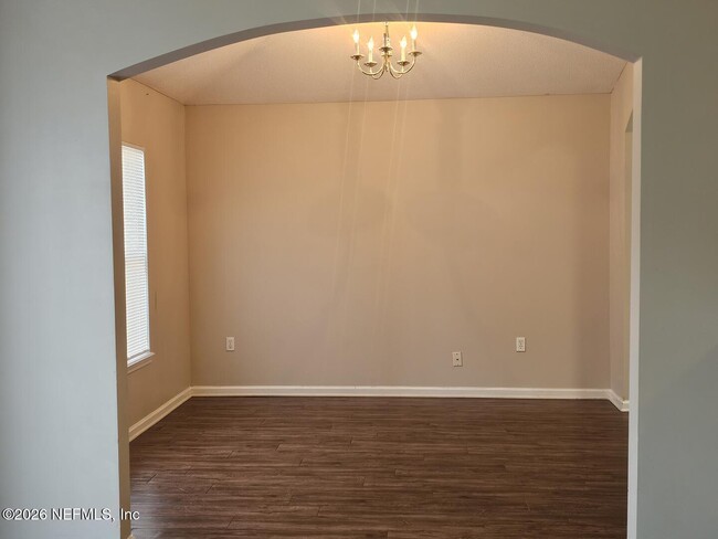 Foto del edificio - 1876 Creekview Dr