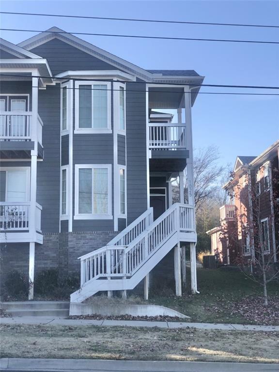 1025 N Leverett Ave, Fayetteville, AR 72701 Townhome Rentals in