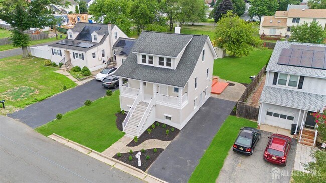 Building Photo - 311-311 Hillside Ave