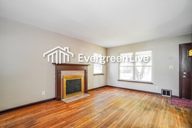 Foto del edificio - 567 S Weyant Ave