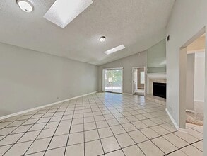 Building Photo - 385 Filmore Dr