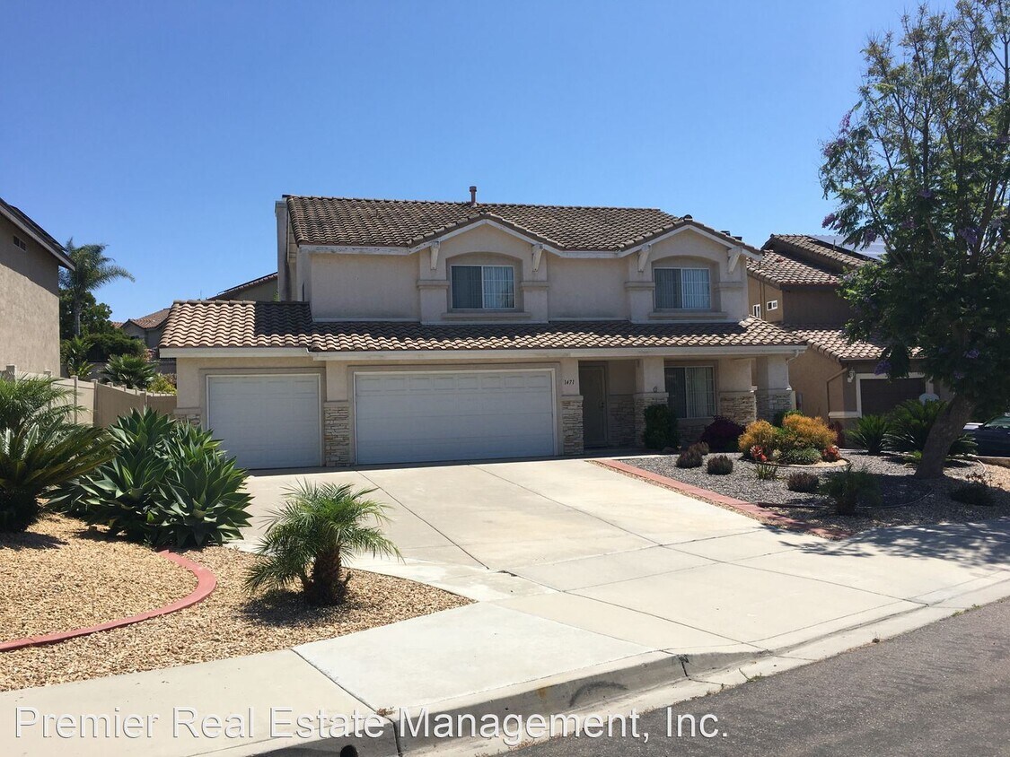 Foto principal - 4 br, 2.5 bath House - 1471 Knollwood Place