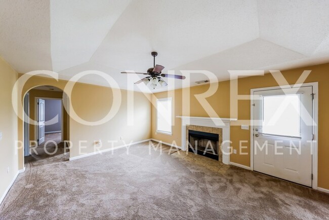 Building Photo - Beautiful Home, Available Now in Vance, AL!