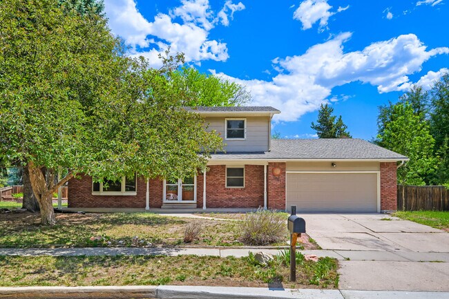Building Photo - 2821 Serendipity Cir E