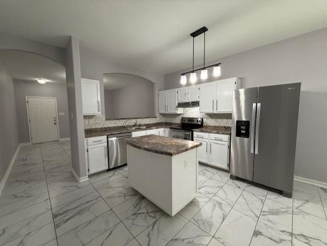 Building Photo - 412 Pargo Dr