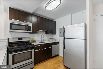 Building Photo - 1101 3rd St SW