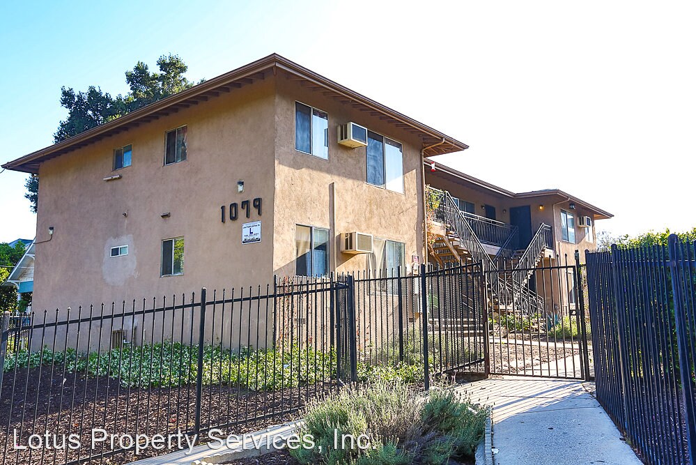 Foto principal - 1079-1089 N Summit Ave