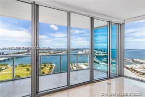 Foto del edificio - 888 Biscayne Blvd