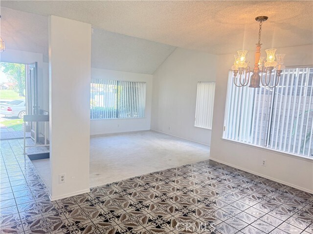 Foto del edificio - 46 Christamon W