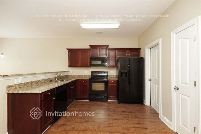 Building Photo - 5215 Cactus Cove Ln