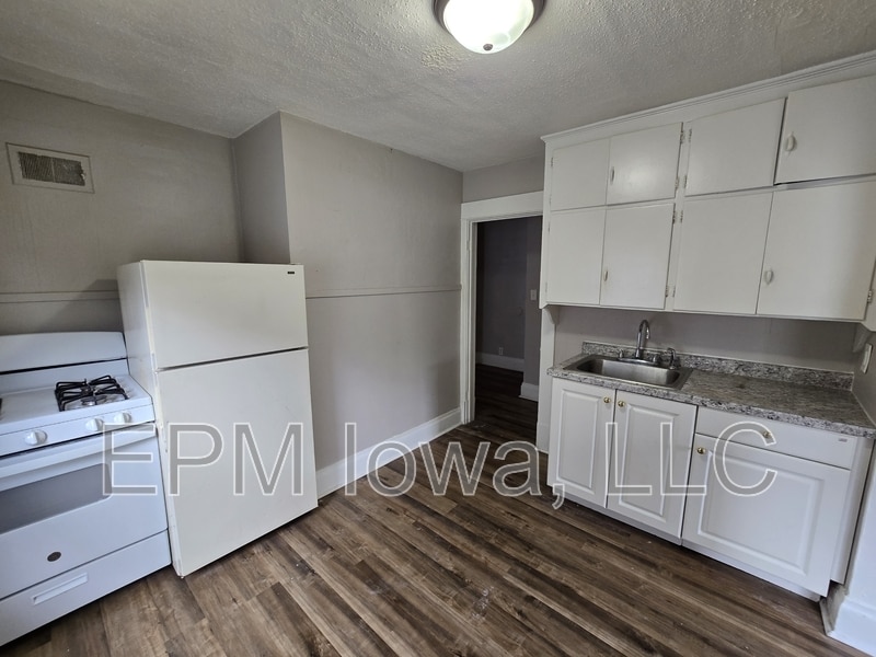 Foto principal - 408 1/2 Locust St