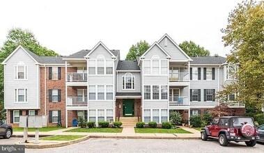 Building Photo - 1002 Jessicas Ct