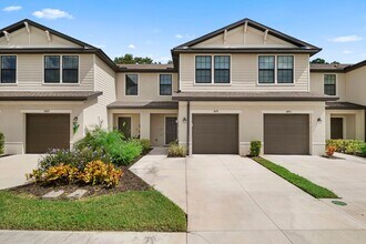 Building Photo - 14191 Oviedo Pl