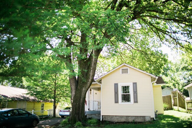 Building Photo - 2218 Kline Ave