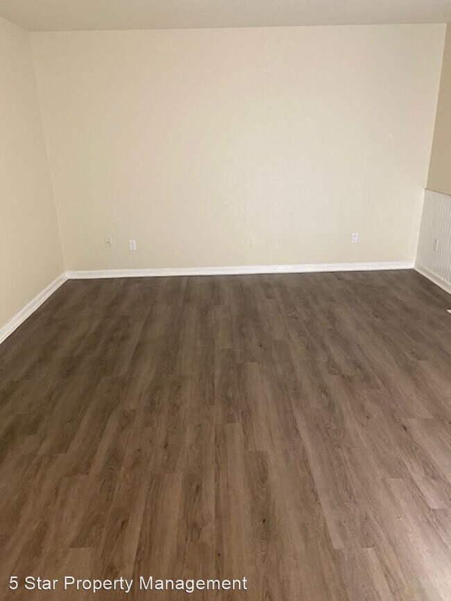 Building Photo - 3 br, 1 bath House - 9714 121st Street SW