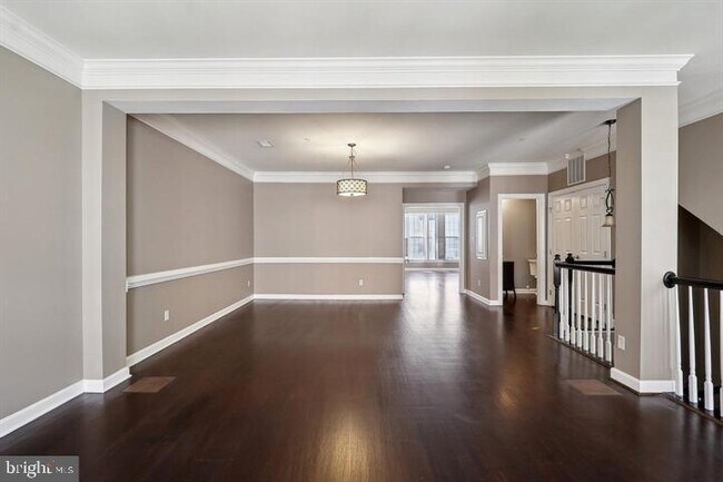 Foto del edificio - 5615 Harrington Falls Ln