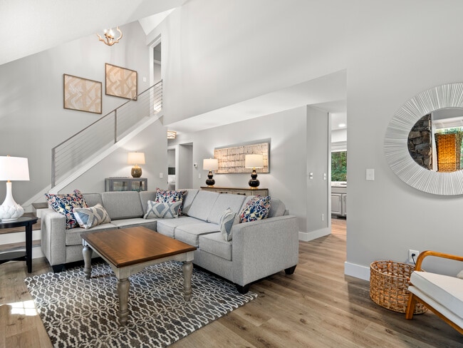 Foto del edificio - 28 Turnberry Dr